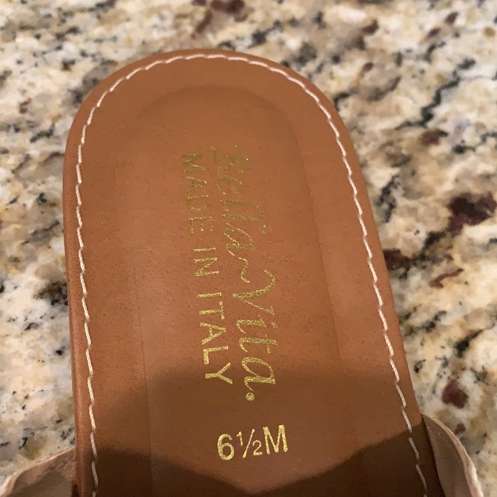 Bella Vita embroidered shoes - Picture 5 of 6